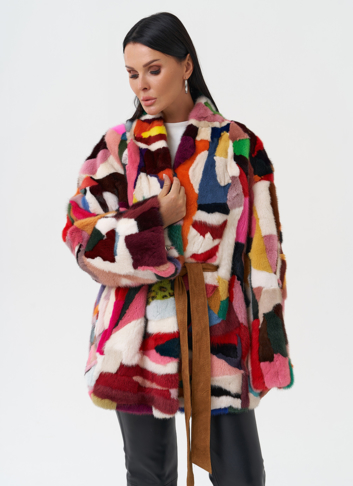 Яркая шуба из меха норки