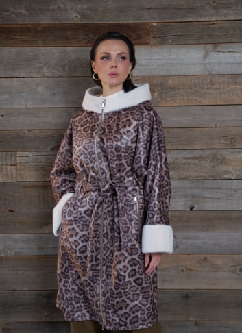 Женская дубленка из эко замши с поясом