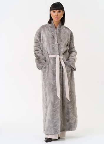 Длинная шуба из меха норки с поясом