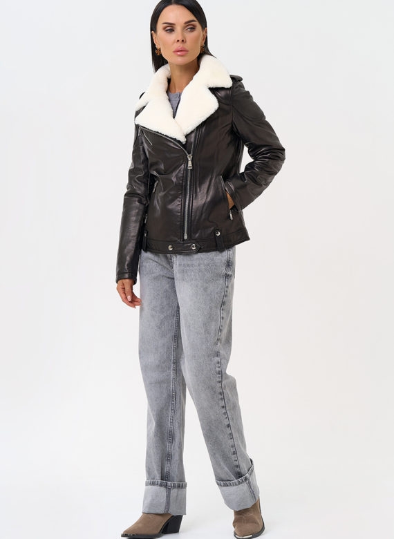 Утепленная кожаная куртка с мехом