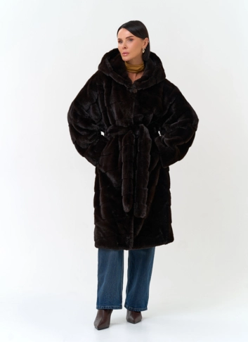 Женское пальто из эко меха